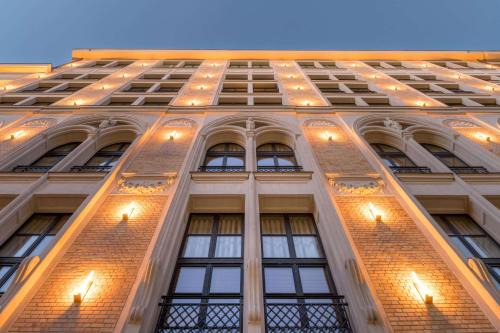 Quartier de l'Ecole-Militaire Hotel | Hotel SAX Paris, LXR Hotels & Resorts