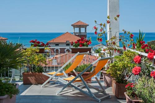 Marina di Massa Hotel | Hotel Scandinavia