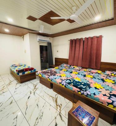 Ujjain Hotel | Hotel Shree Siddhi vinayak