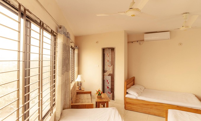 Mirpur House | Hotel Sikder Residential - Family Suite Room - AC