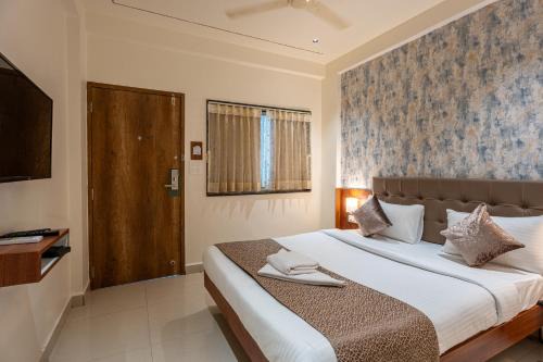 Kharadi Bed & Breakfast | Hotel StayBird - Cove
