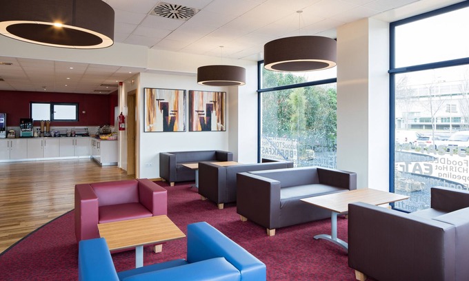 El Port Hotel | Hotel Travelodge Barcelona Fira