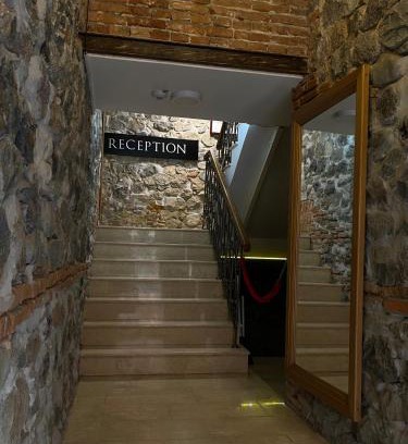 Batumi Hotel | Hotel Varios