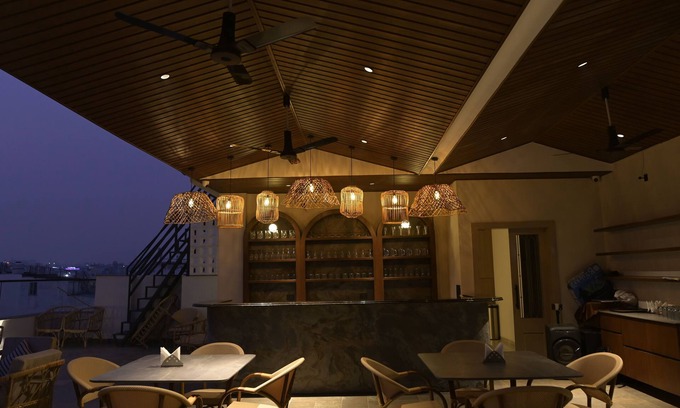 Maharana Pratap Nagar Hotel | Hotel Varshish Inn