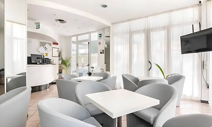 Marina Centro Hotel | Hotel Villa Argia