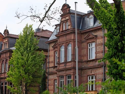 Gruenstadt Hotel | Hotel Villa Brenner