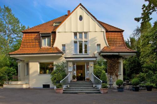 Buderich Hotel | Hotel Villa Meererbusch
