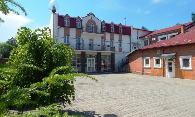 Krykhivtsi Hotel | Hotel Zelenyi Klyn