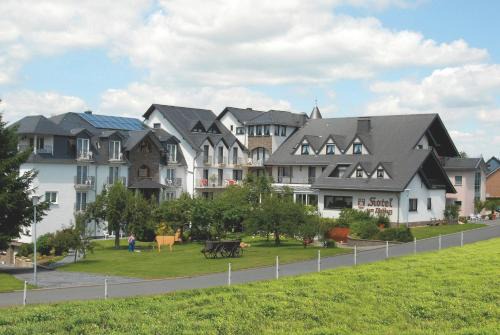 Kastellaun Hotel | Hotel zum Rehberg