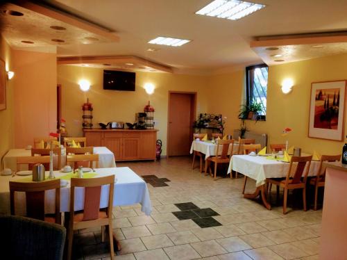 Mainz-Kastel Hotel | Hotel zum Schnackel in Mainz