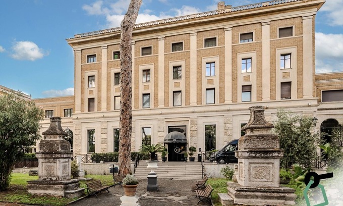 Aurelio Hotel | HOTIDAY Room Collection - Roma Cornelia