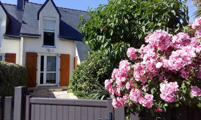 Clohars-Carnoet House | House 4 people. 300 m from the beaches.