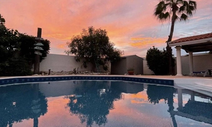 Pos Chiquito House | House Close to the Beach with Private Pool