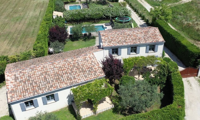 Beaumes-de-Venise House | House for 12 people in Provence with private heated swimming pool