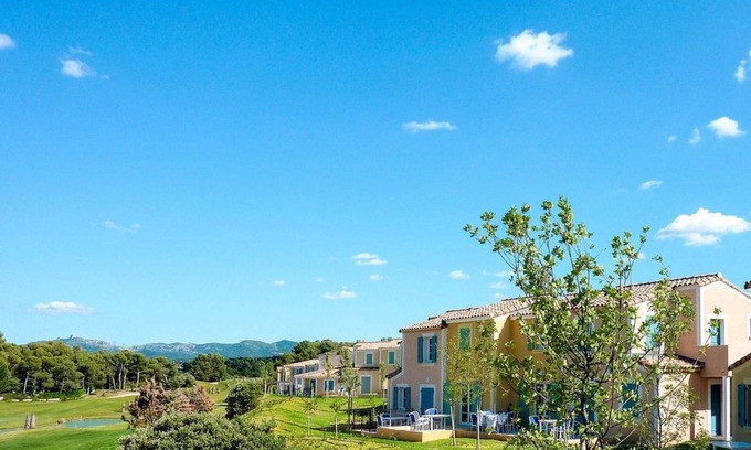 Cabries House | House