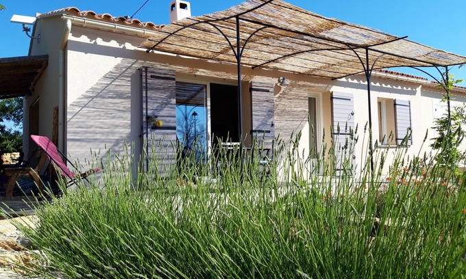 Saint-Martin-de-Castillon House | House in a small Luberon village