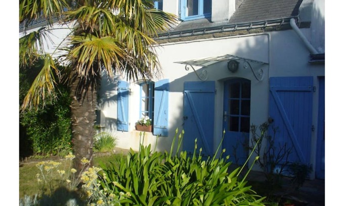 Le Palais House | House in bloom on Belle-Ile