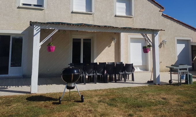 Layrac House | House in lot et garonne near agen 15 pers1h olympic games in bordeaux