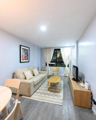 Valenzuela House | House in Makati, Poblacion