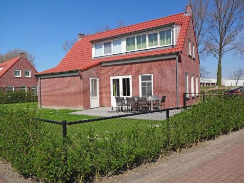 Breskens House | House in Netherlands for 8 with Modern Comfort