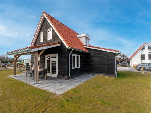 Scherpenisse House | House near Scherpenisse Beach with Garden