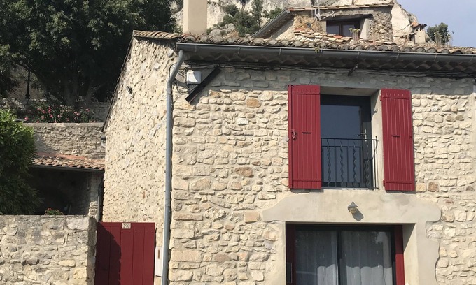 Seguret House | House of character in the village of Seguret