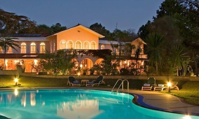 Langata Hotel | House of Waine