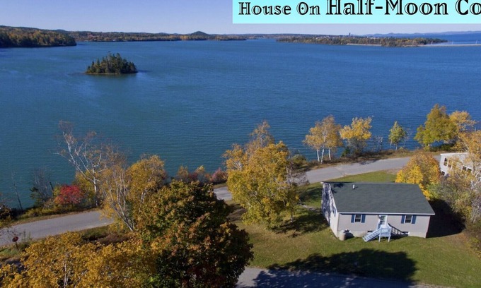 Eastport House | House On Half Moon Cove Rossport by the Sea