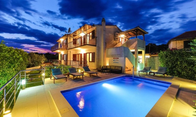 Seget House | House Rafaeli (11066-K1) - Marina