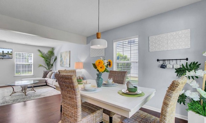 North Charleston House | House with Backyard near the Charleston Naval Base