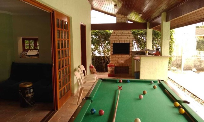 Vista Linda House | House with Pool - Hanga Roa Condominium