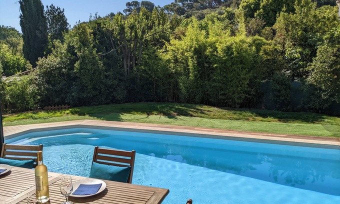 Le Mourillon House | House with swimming pool in Cap Brun, very close to the beaches