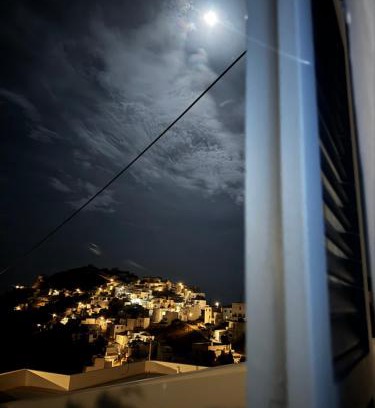 Serifos Apartment | Houses of chora