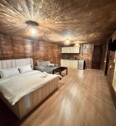 Yerevan Hotel | Hovakimyans Hotel And Pool Airport