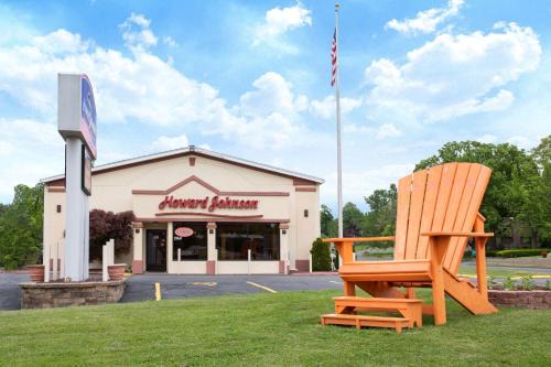 Rocky Hill Hotel | Howard Johnson by Wyndham Rocky Hill