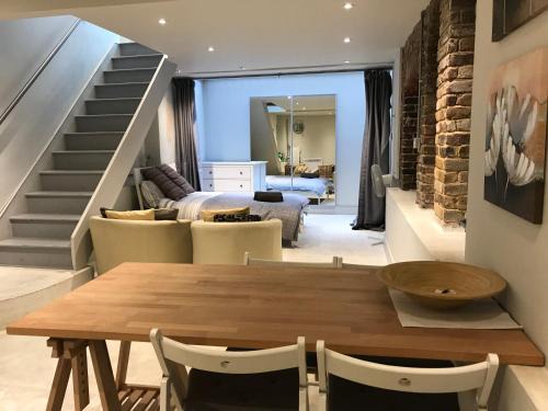 Hoxton Apartment | Hoxton Subterranean Appartment