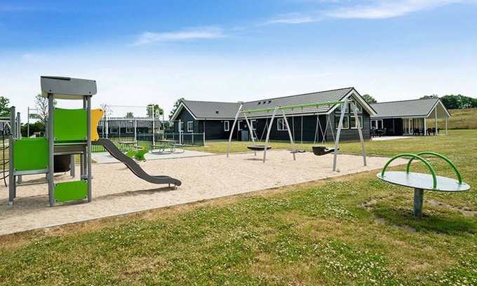 Grenaa House | Huge holiday home for large holiday groups in idyllic Grenå on the Baltic Sea