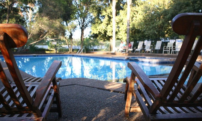 Pokolbin Hotel | Hunter Valley Resort