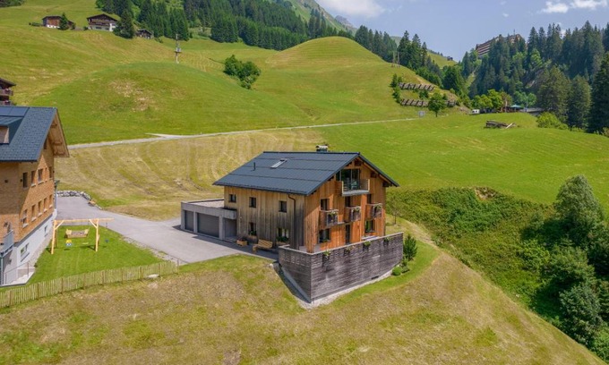 Schroecken Apartment | HUS24