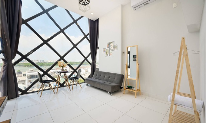 Tan Thuan Tay Apartment | Huyen Apartment