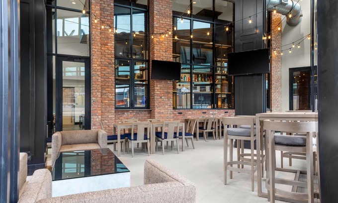Sobro Hotel | Hyatt House Nashville Downtown/Convention Center