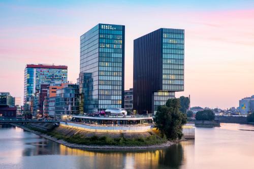 Hafen Hotel | Hyatt Regency Dusseldorf