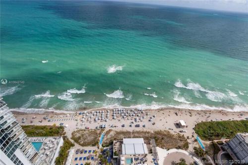 Hollywood South Central Beach Apartment | Hyde Resorts on Miami Hollywood by MRA