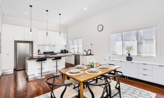 North Perth House | Hyde & Seek – Parkside Family Stay