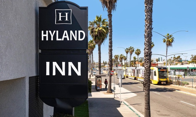 Harbor Hotel | Hyland Inn Long Beach