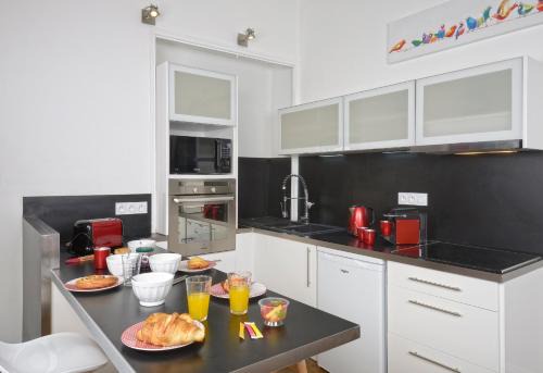 Downtown Angers Apartment | Hyper Centre Place Imbach