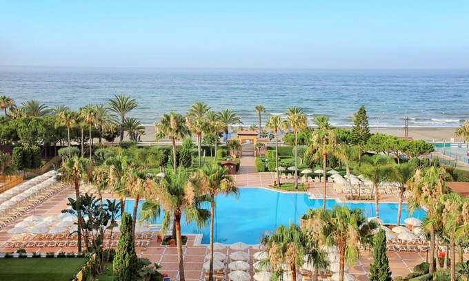 Torrox Costa Hotel | Iberostar Waves Málaga Playa