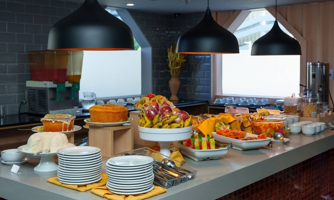 Caminho das Arvores Hotel | Ibis Budget Salvador