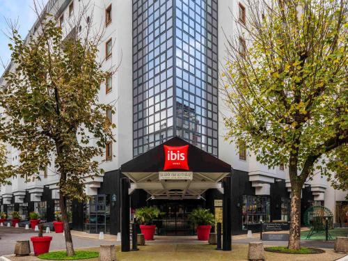 Quartier de la Roquette Hotel | ibis Paris Bastille Opera