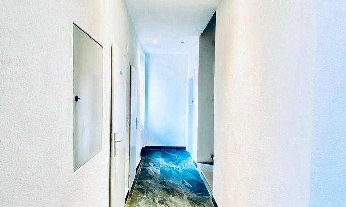 Grinzing Apartment | Ideal 3BR for 6 15 Min to Stammersdorf